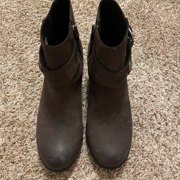 Like New Sorel Joan of Arctic Boot - Picture 3 of 7